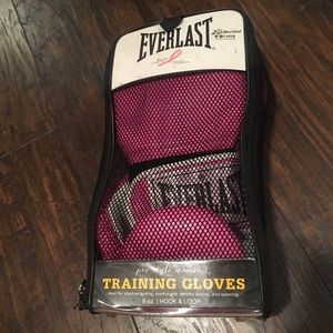 8oz pink everlast boxing gloves